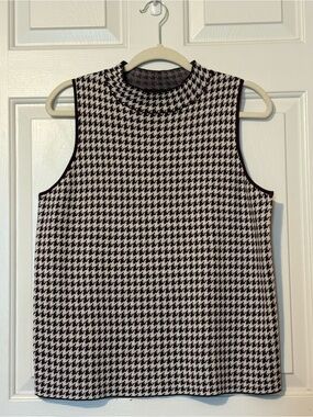 Ann Taylor Houndstooth Pattern Burgundy and White Knit Sleeveless Top Size XL